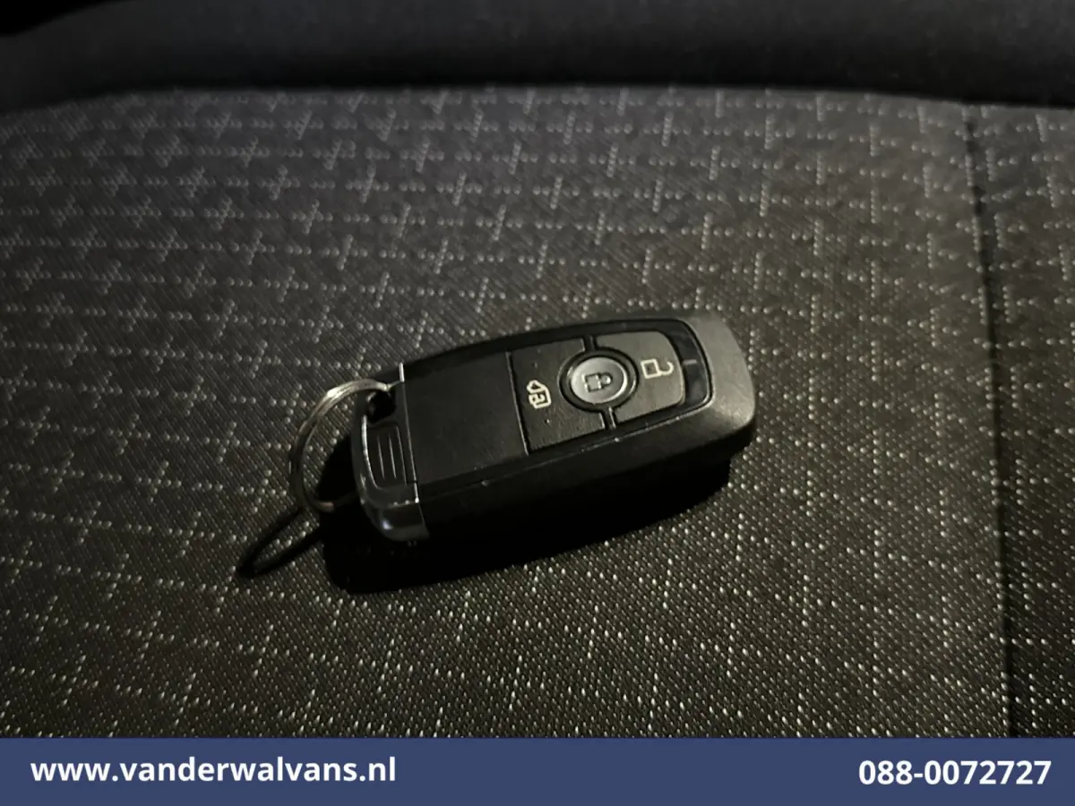 2.0 TDCI L1H1 Euro6 Airco | Camera | Apple Carplay | LED | Cruisecontrol Android Auto, Verwarmde voorruit, Parkeersensoren, Bijrijdersbank