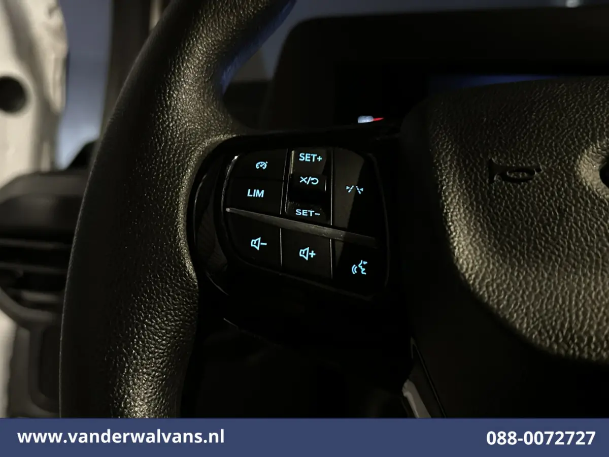 2.0 TDCI L1H1 Euro6 Airco | Camera | Apple Carplay | LED | Cruisecontrol Android Auto, Verwarmde voorruit, Parkeersensoren, Bijrijdersbank
