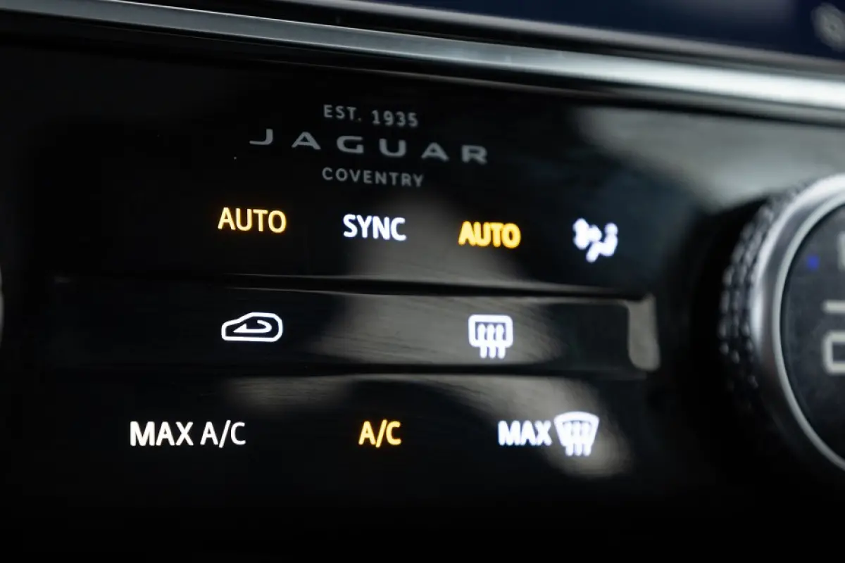 1.5 P300e AWD R-Dynamic S | PANORAMADAK | LEDER | Full LED | NAVI | CAMERA | PHEV