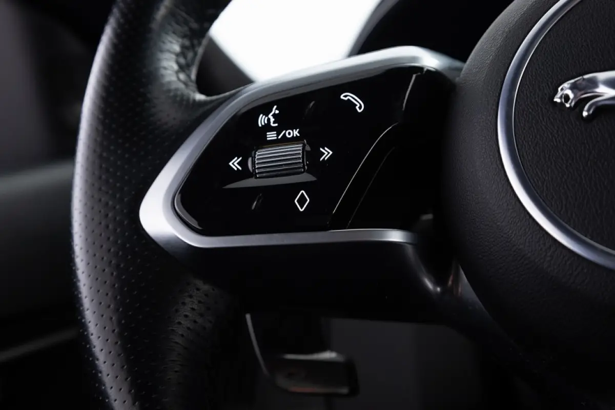 1.5 P300e AWD R-Dynamic S | PANORAMADAK | LEDER | Full LED | NAVI | CAMERA | PHEV