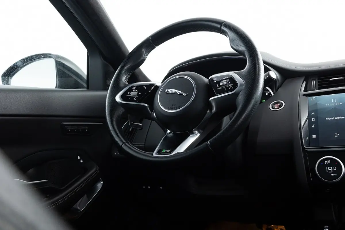 1.5 P300e AWD R-Dynamic S | PANORAMADAK | LEDER | Full LED | NAVI | CAMERA | PHEV