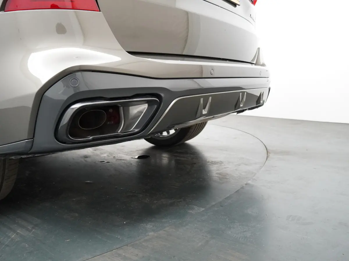 xDrive50e | SoH 100% | M-Sport Pro | Bowers & Wilkins | Sky Lounge | Alcantara Hemel | Soft Close | Stoelventilatie | Stoelverwarming V+A | Head-Up |