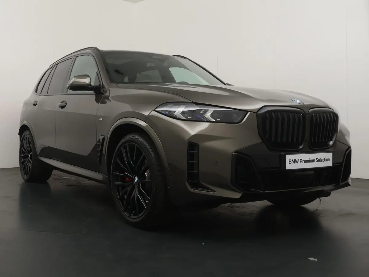 xDrive50e | SoH 100% | M-Sport Pro | Bowers & Wilkins | Sky Lounge | Alcantara Hemel | Soft Close | Stoelventilatie | Stoelverwarming V+A | Head-Up |