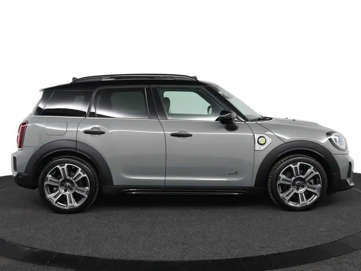 Cooper ALL4 Business Edition | SOH 94% | Pano | lederen bekleding | elektrisch verstelbare stoel(en) met geheugen |