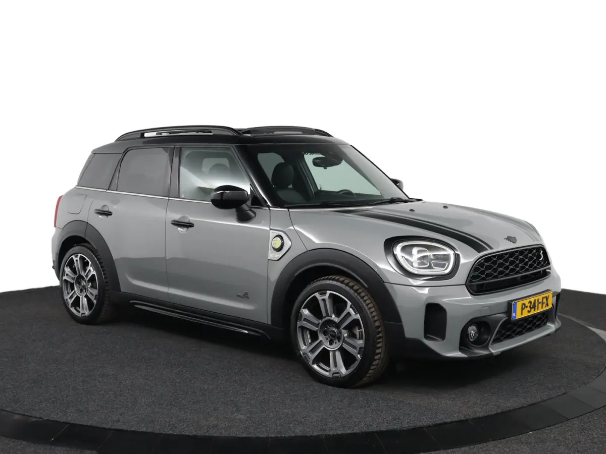 Cooper ALL4 Business Edition | SOH 94% | Pano | lederen bekleding | elektrisch verstelbare stoel(en) met geheugen |