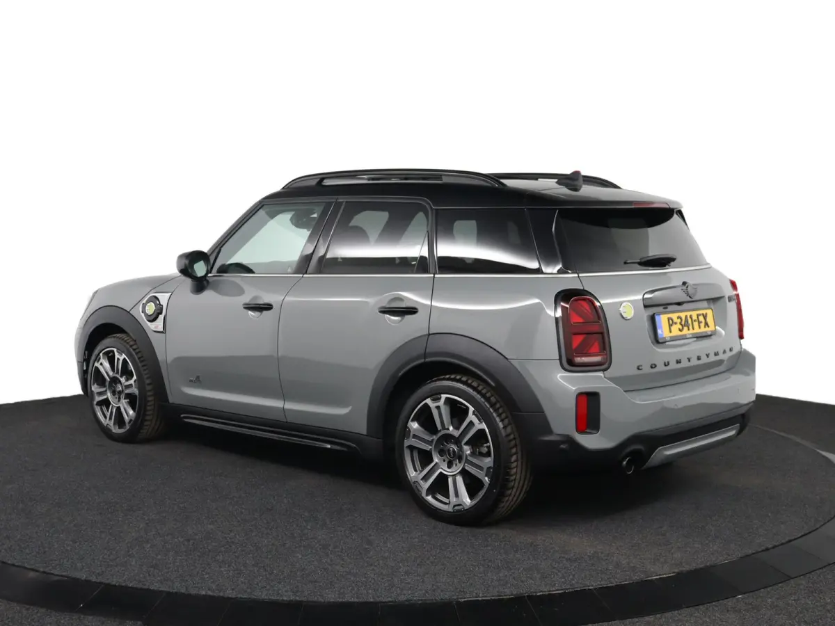 Cooper ALL4 Business Edition | SOH 94% | Pano | lederen bekleding | elektrisch verstelbare stoel(en) met geheugen |