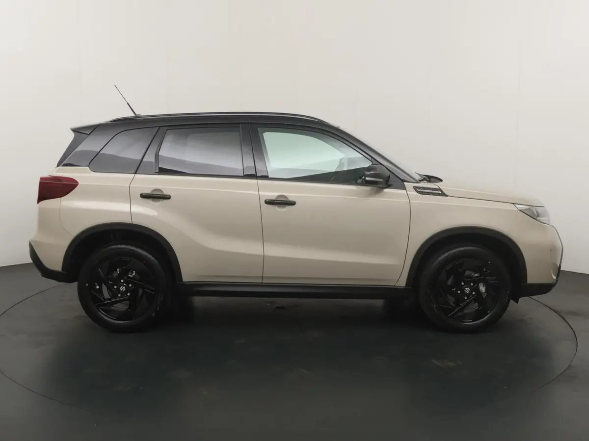 1.4 Boosterjet 60 Jaar Edition Hybrid Automaat