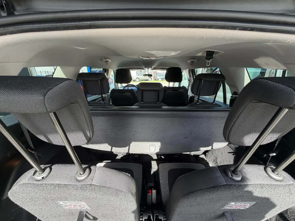 1.2 PureTech 130pk Business - Sable - Camera/Carplay/7 zitter