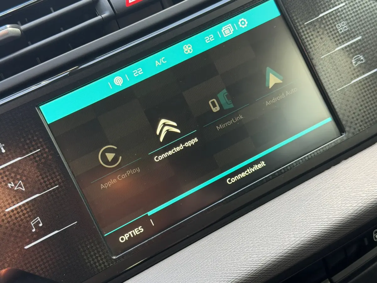 1.2 PureTech 130pk Business - Sable - Camera/Carplay/7 zitter
