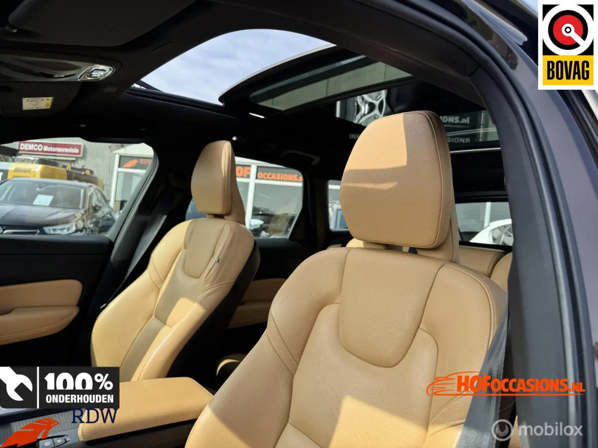 2.0 T8 Twin Engine AWD Momentum PANO/LEDER/TREKHAAK