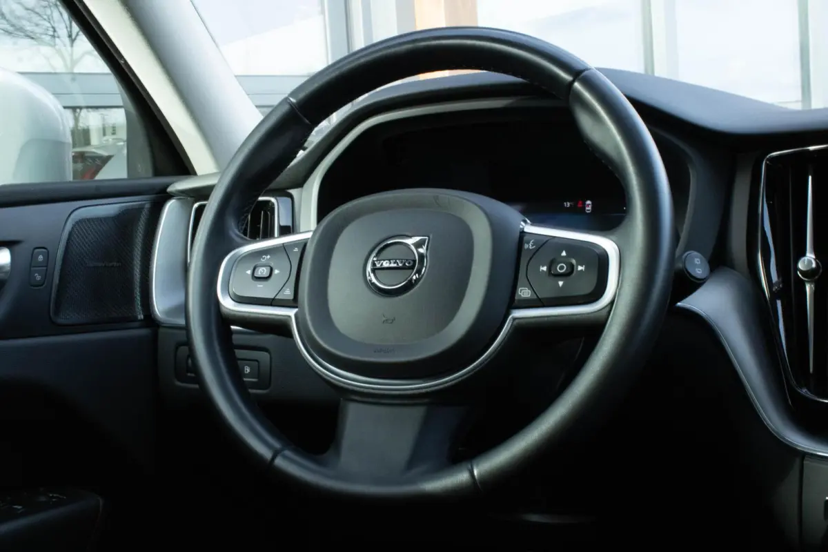 2.0 T6 PHEV Long Range AWD Inscription Expression|Pano|Harman|Camera|Trekhaak