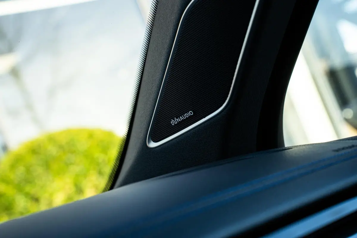 R 3.0TSi 4MOTION|PANO|DYNAUDIO|HYBRID|21'