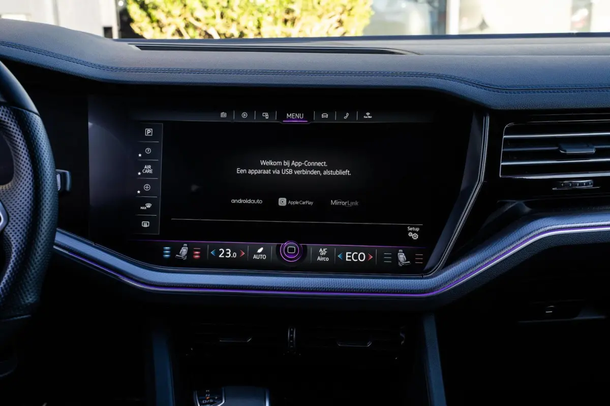 R 3.0TSi 4MOTION|PANO|DYNAUDIO|HYBRID|21'