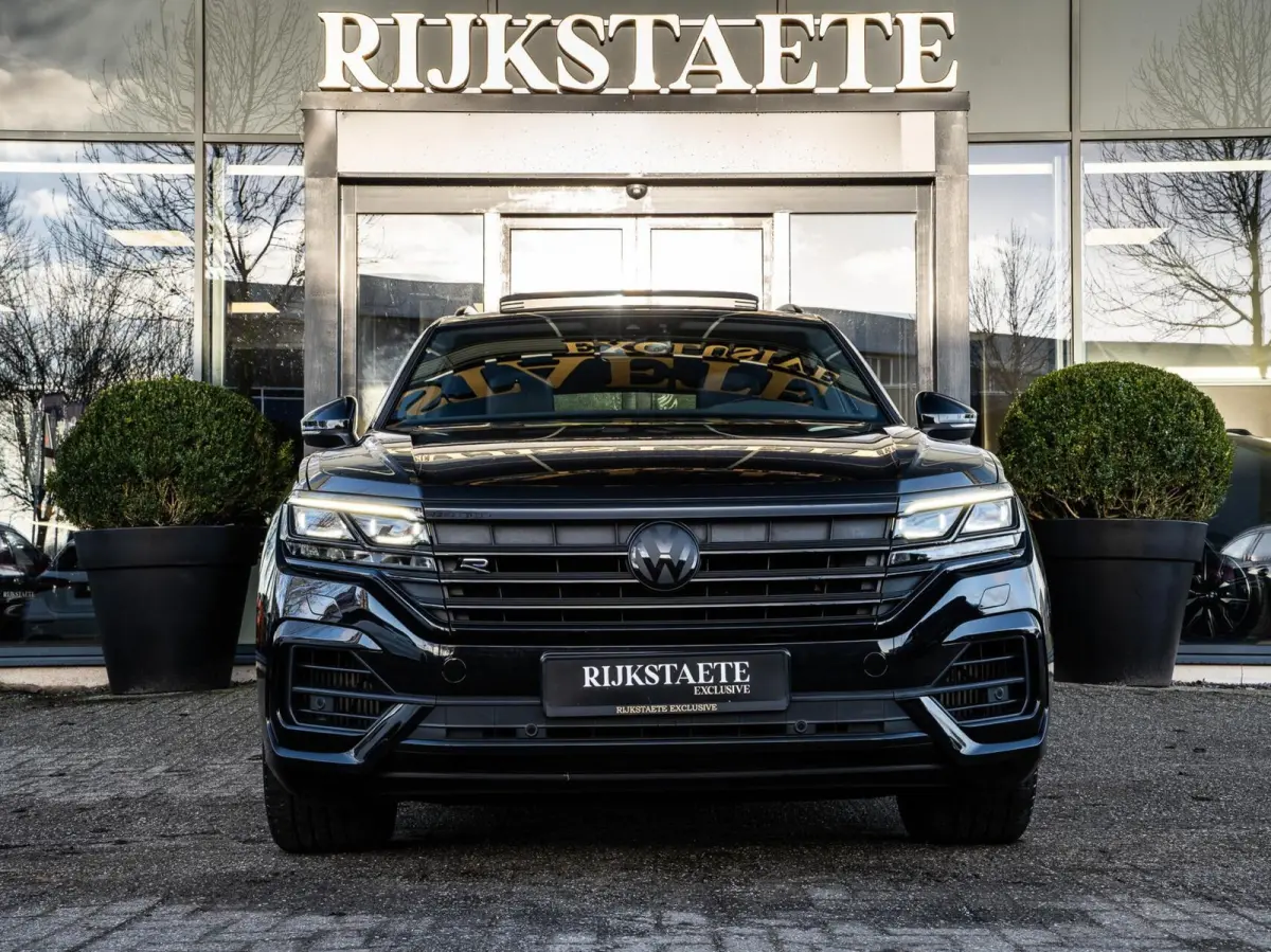 R 3.0TSi 4MOTION|PANO|DYNAUDIO|HYBRID|21'