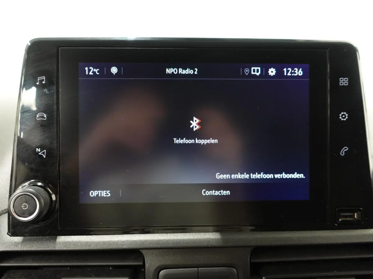 Opel Combo 1.5D 130 pk Aut-8 L2H1 Edition Airco Bluetooth Navi Camera PDC 2-zits