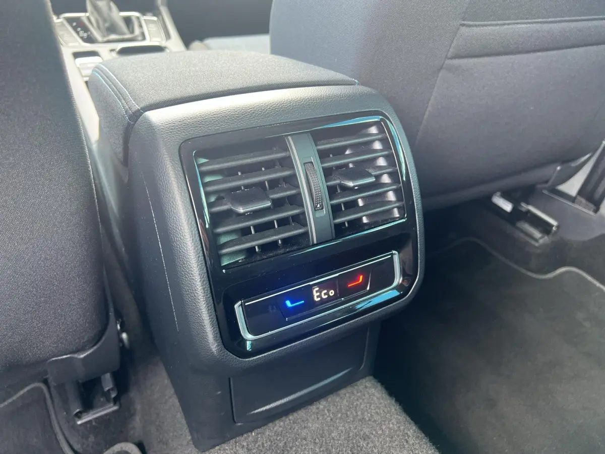 1.4 TSI PHEV GTE Business | Trekhaak | LED | DAB | A.Camera |
