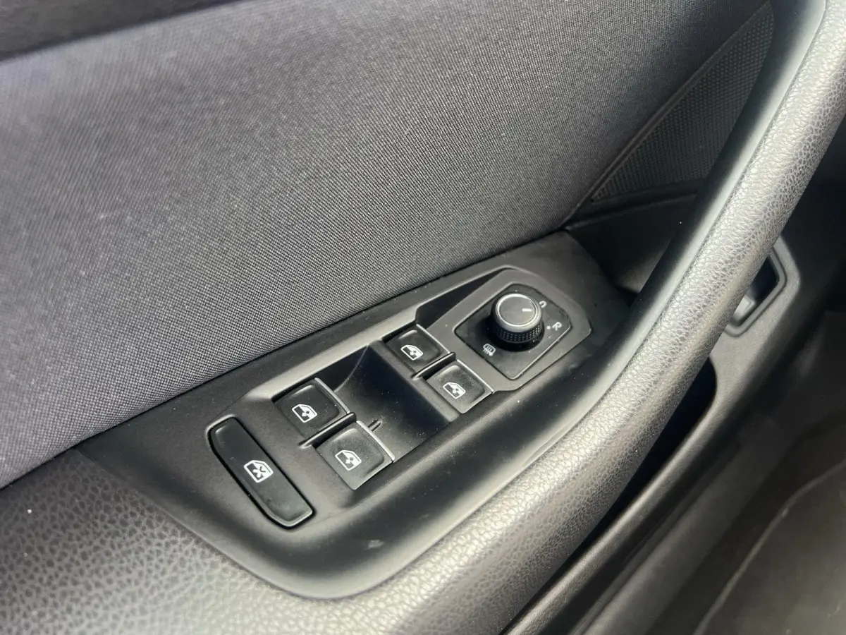 1.4 TSI PHEV GTE Business | Trekhaak | LED | DAB | A.Camera |
