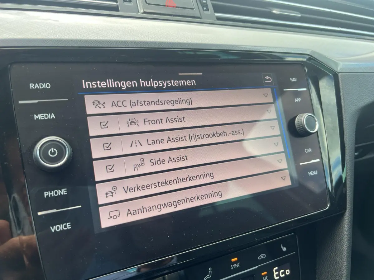 1.4 TSI PHEV GTE Business | Trekhaak | LED | DAB | A.Camera |