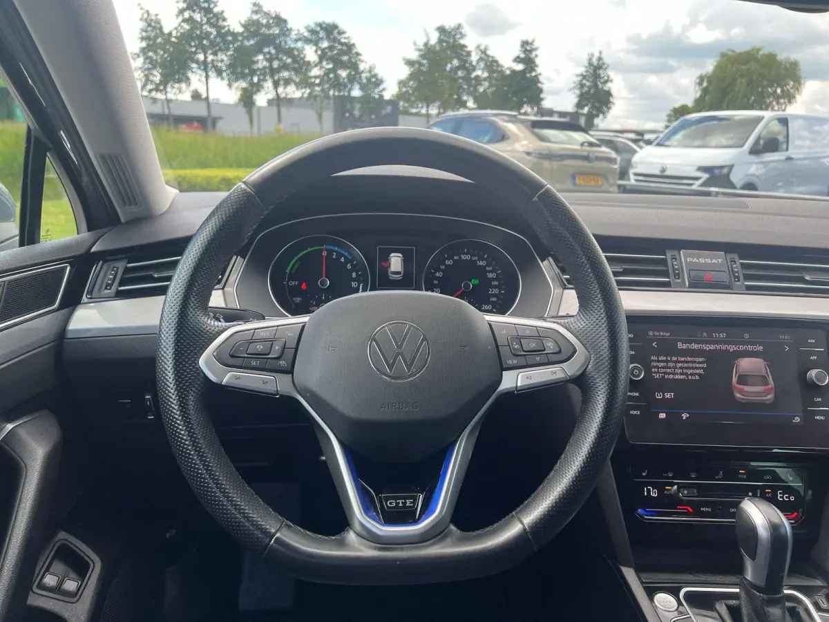 1.4 TSI PHEV GTE Business | Trekhaak | LED | DAB | A.Camera |