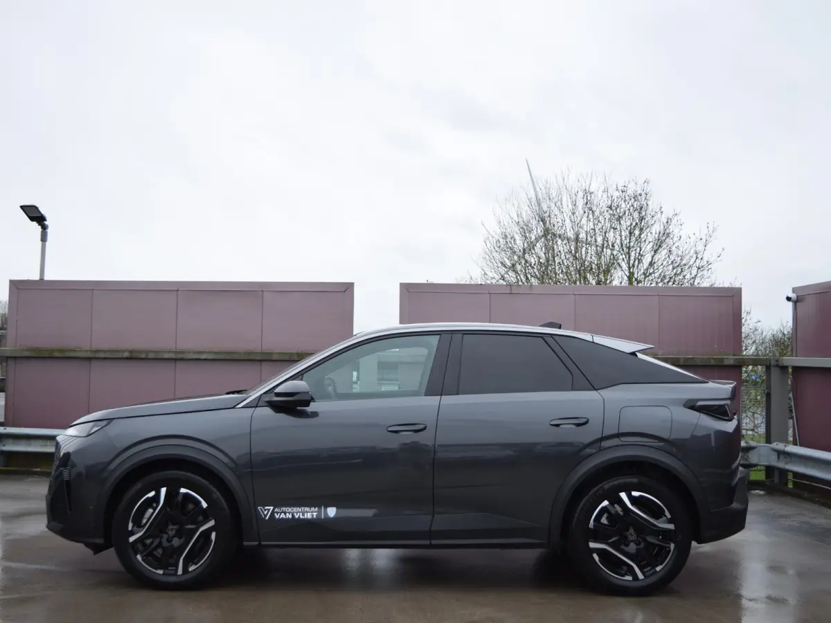 1.6 plug-in Hybrid 195 Allure PARKEERSENSOREN MET CAMERA | CLIMATE CONTROL | CRUISE CONTROL | DEMO