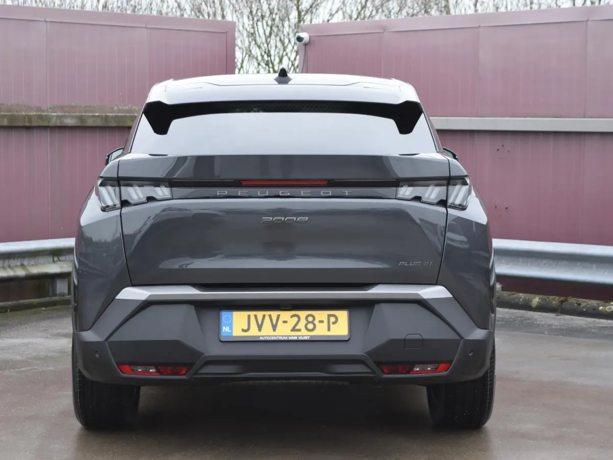 1.6 plug-in Hybrid 195 Allure PARKEERSENSOREN MET CAMERA | CLIMATE CONTROL | CRUISE CONTROL | DEMO