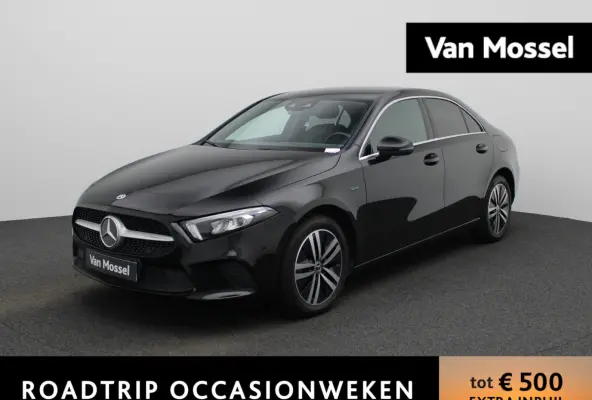 A 250 e | Lederen Bekleding | Stoelverwarming | Achteruitrijcamera | Wide-Screen |