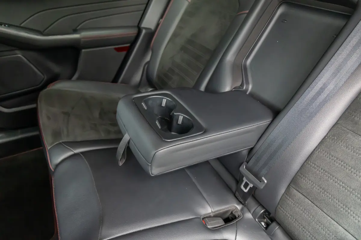 2.5 PHEV ST-Line X | Black Pack | 20 inch  | Adapt. Cruise | Camera V+A | B&O audio | 100% Dealer Onderhouden | Elektr. Klep | Dodehoek Detectie | Half Leder