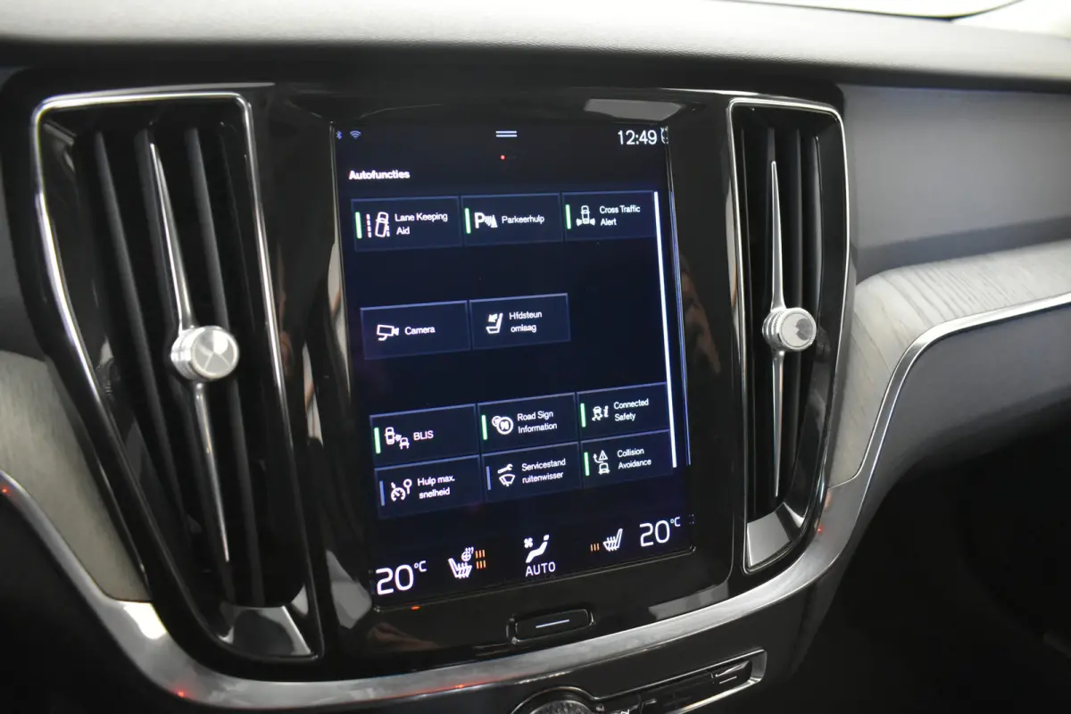 2.0 T6 Recharge AWD PHEV R-Design 342PK 360°Camera Vol Leder