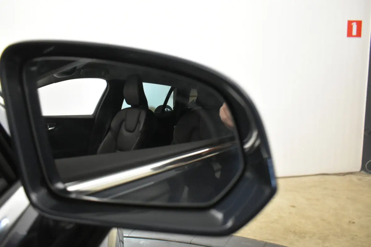2.0 T6 Recharge AWD PHEV R-Design 342PK 360°Camera Vol Leder