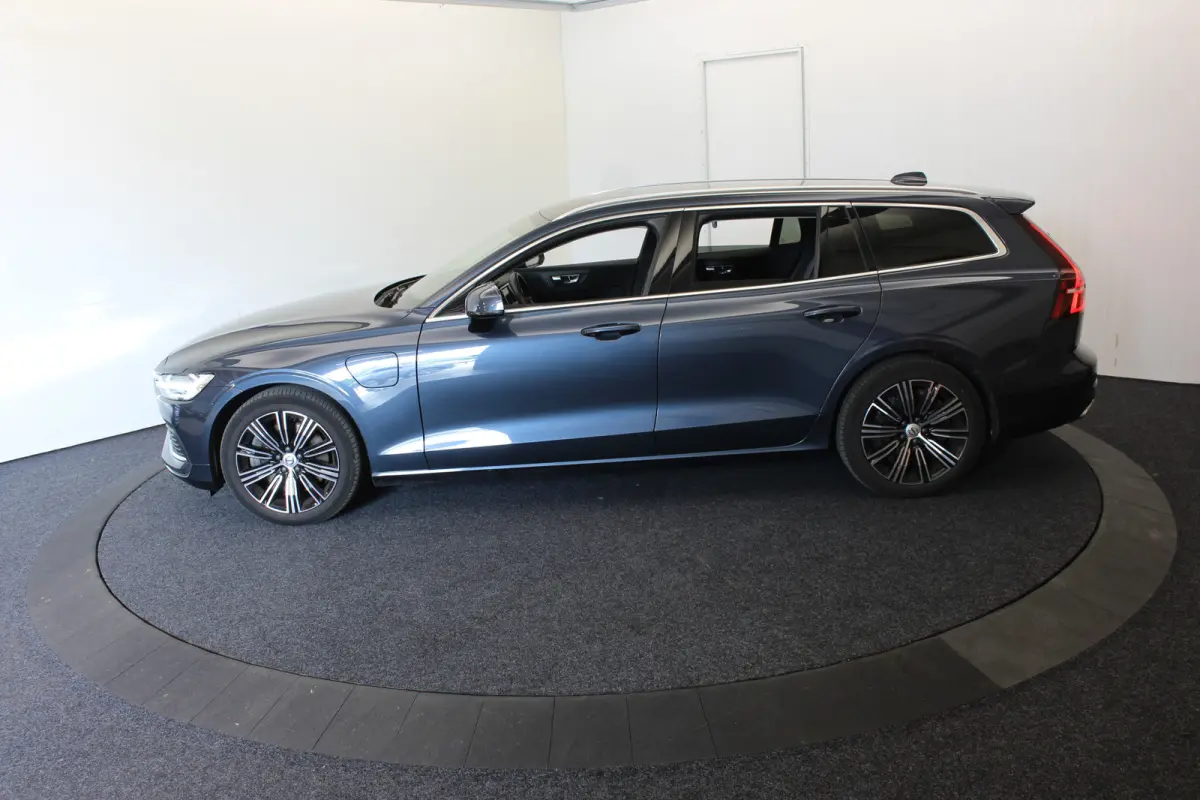 2.0 T6 Recharge AWD PHEV R-Design 342PK 360°Camera Vol Leder