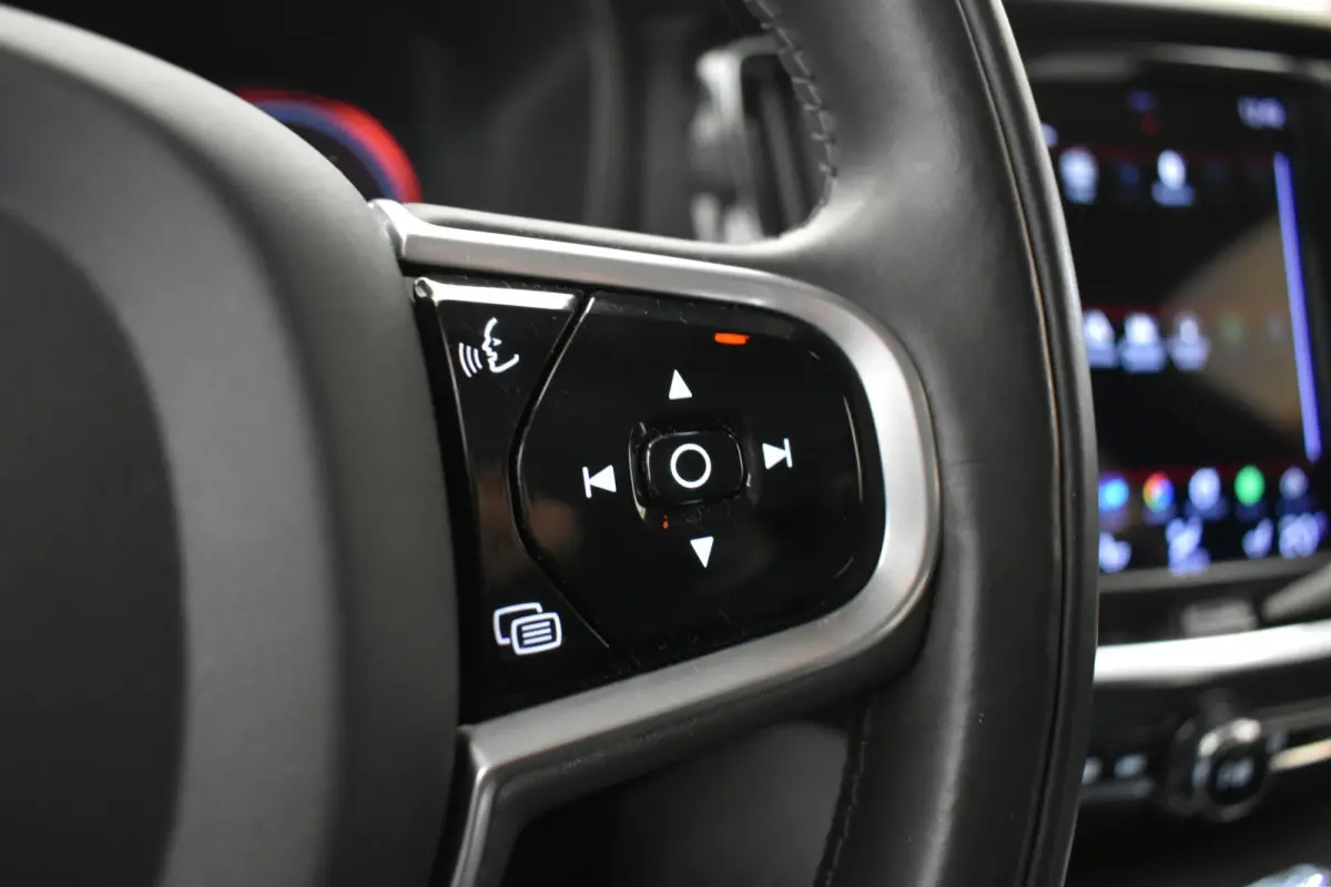 2.0 T6 Recharge AWD PHEV R-Design 342PK 360°Camera Vol Leder