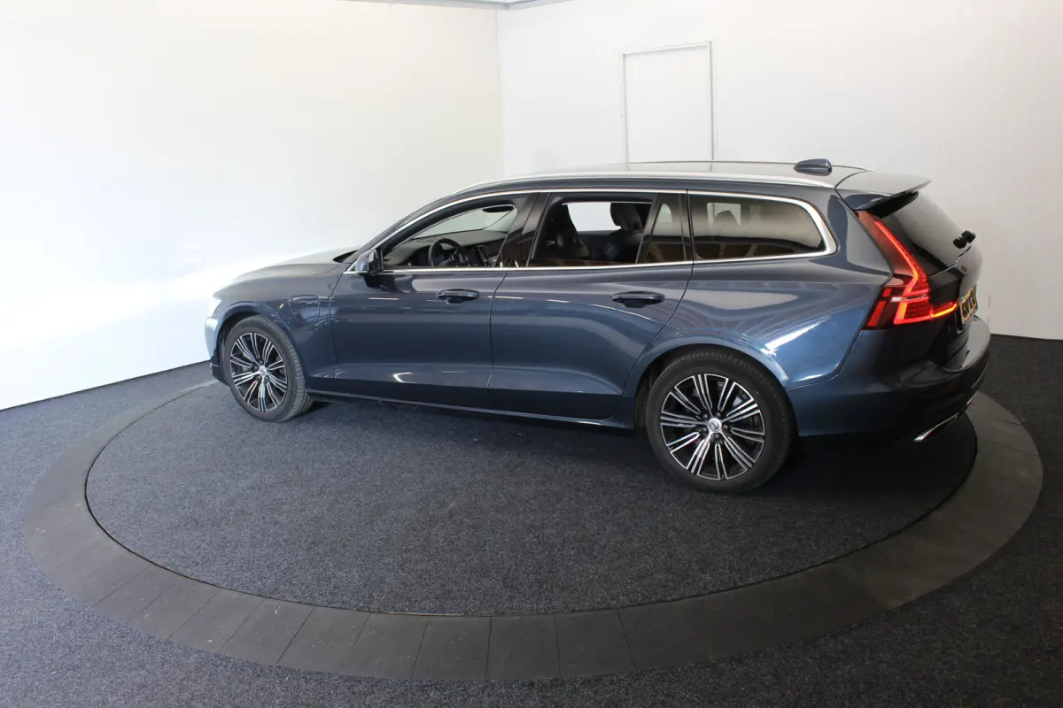 2.0 T6 Recharge AWD PHEV R-Design 342PK 360°Camera Vol Leder