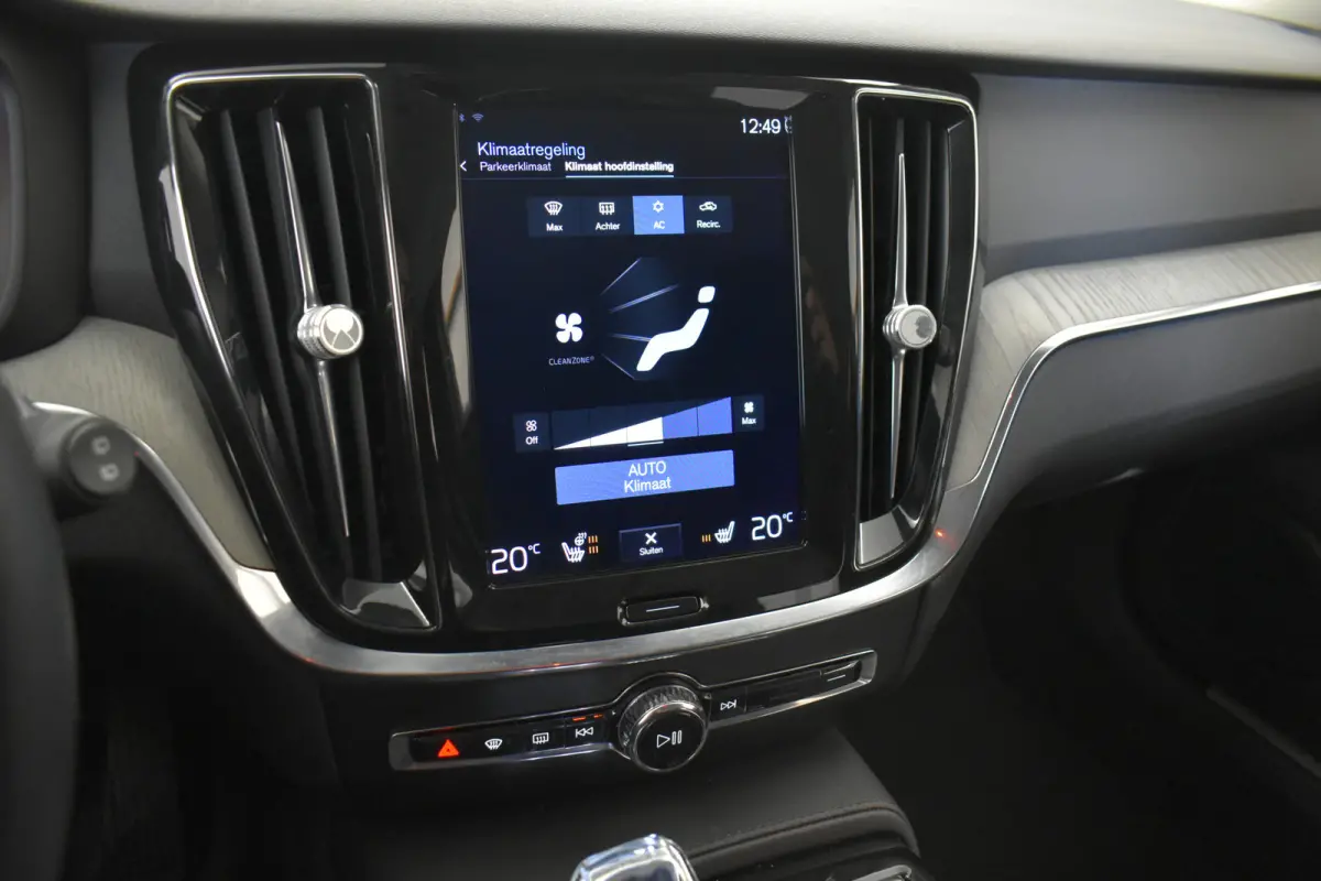 2.0 T6 Recharge AWD PHEV R-Design 342PK 360°Camera Vol Leder