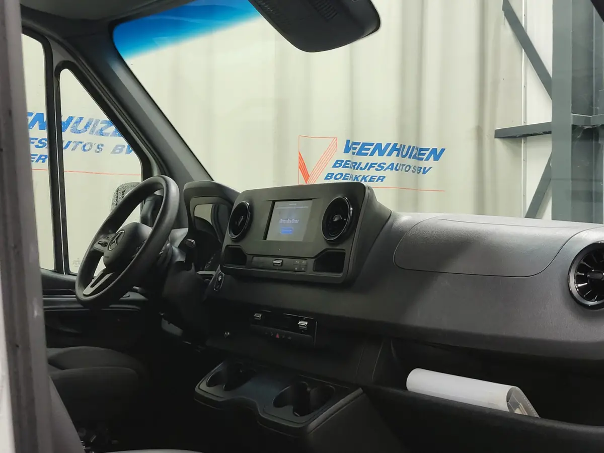 317CDI L3/H2 Automaat 3500kg Trekgewicht Euro 6!