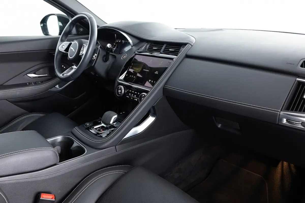 1.5 P300e AWD R-Dynamic S | PANORAMADAK | LEDER | EL. Stoelen
