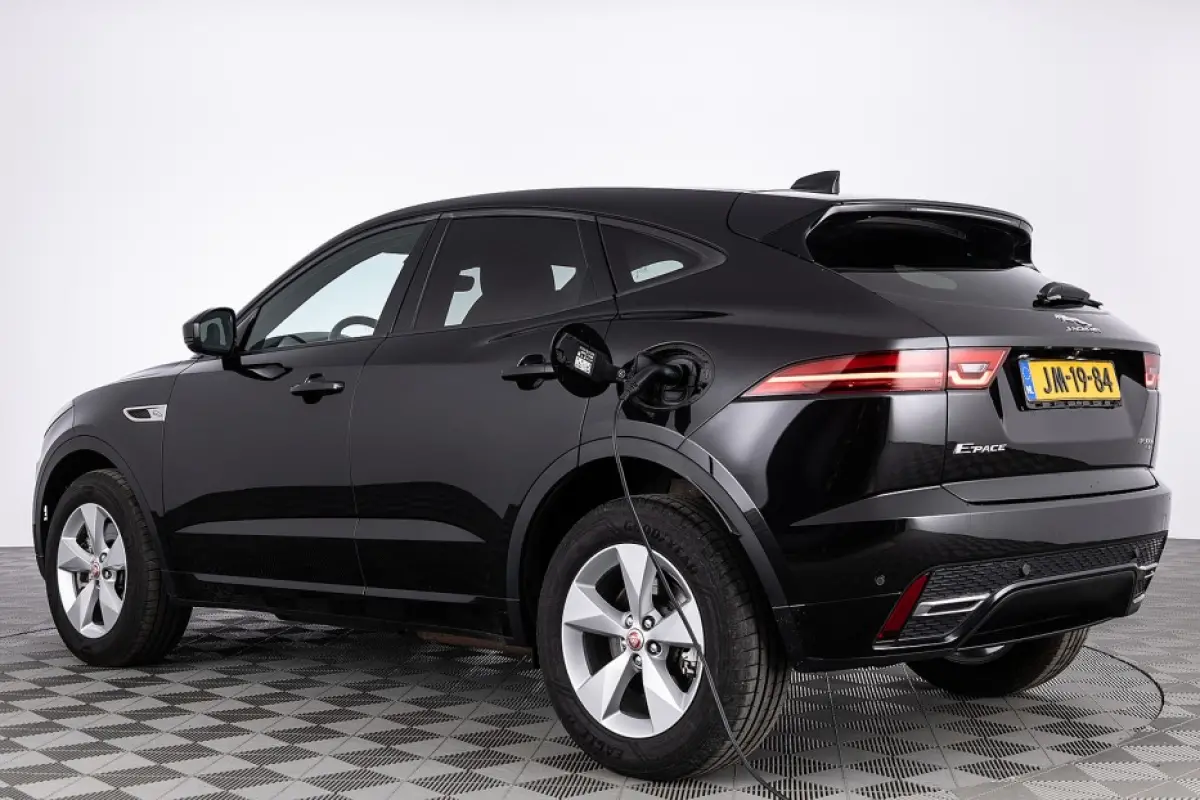 1.5 P300e AWD R-Dynamic S | PANORAMADAK | LEDER | EL. Stoelen