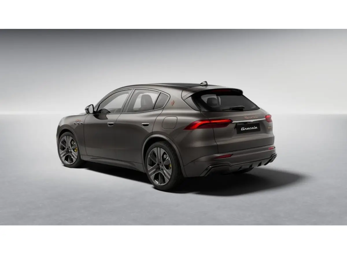 AWD Folgore 105kWh 550pk | WLTP 580km | Zwart leder met gele stiksels | Panoramadak | Head Up Display | Stoelverwarming voor en achter | Stoelventilatie | Stuurverwarming