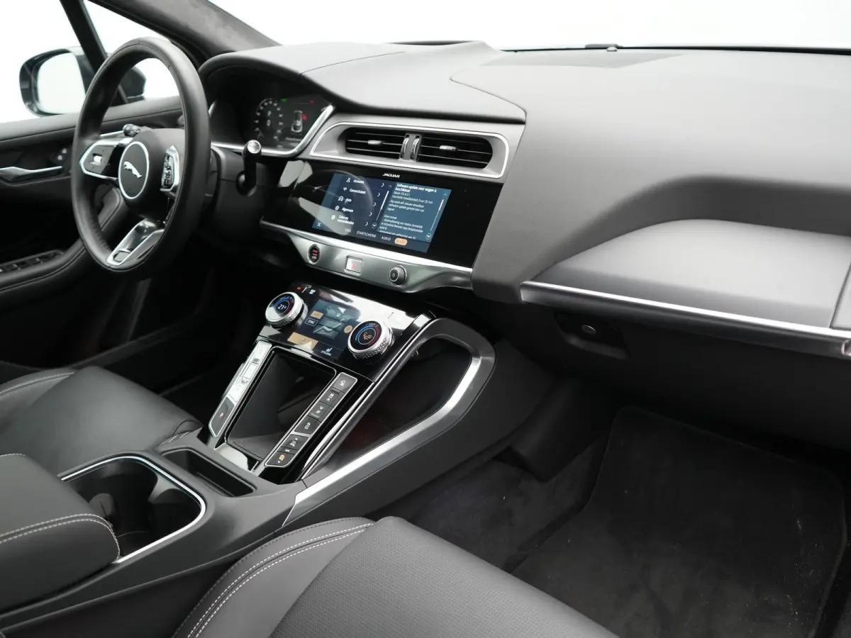 EV400 R-Dynamic 90kWh HSE FACELIFT MODEL INCL BTW | Luchtvering | Panodak | Adaptive Cruise | Lederen Schaalstoelen Memory & Ventilatie | Alcantara Hemel |  22"L.M | Head Up | Meridian Sound