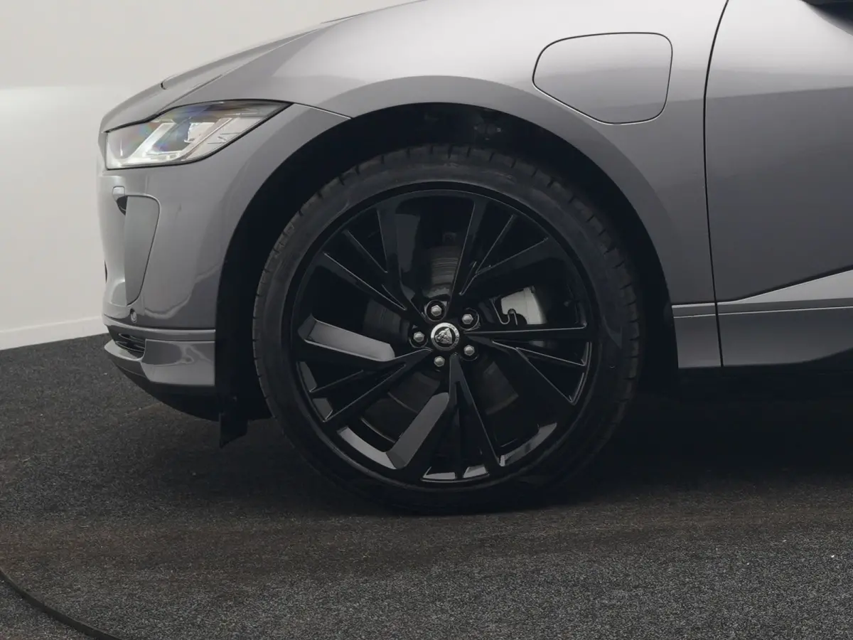 EV400 R-Dynamic 90kWh HSE FACELIFT MODEL INCL BTW | Luchtvering | Panodak | Adaptive Cruise | Lederen Schaalstoelen Memory & Ventilatie | Alcantara Hemel |  22"L.M | Head Up | Meridian Sound