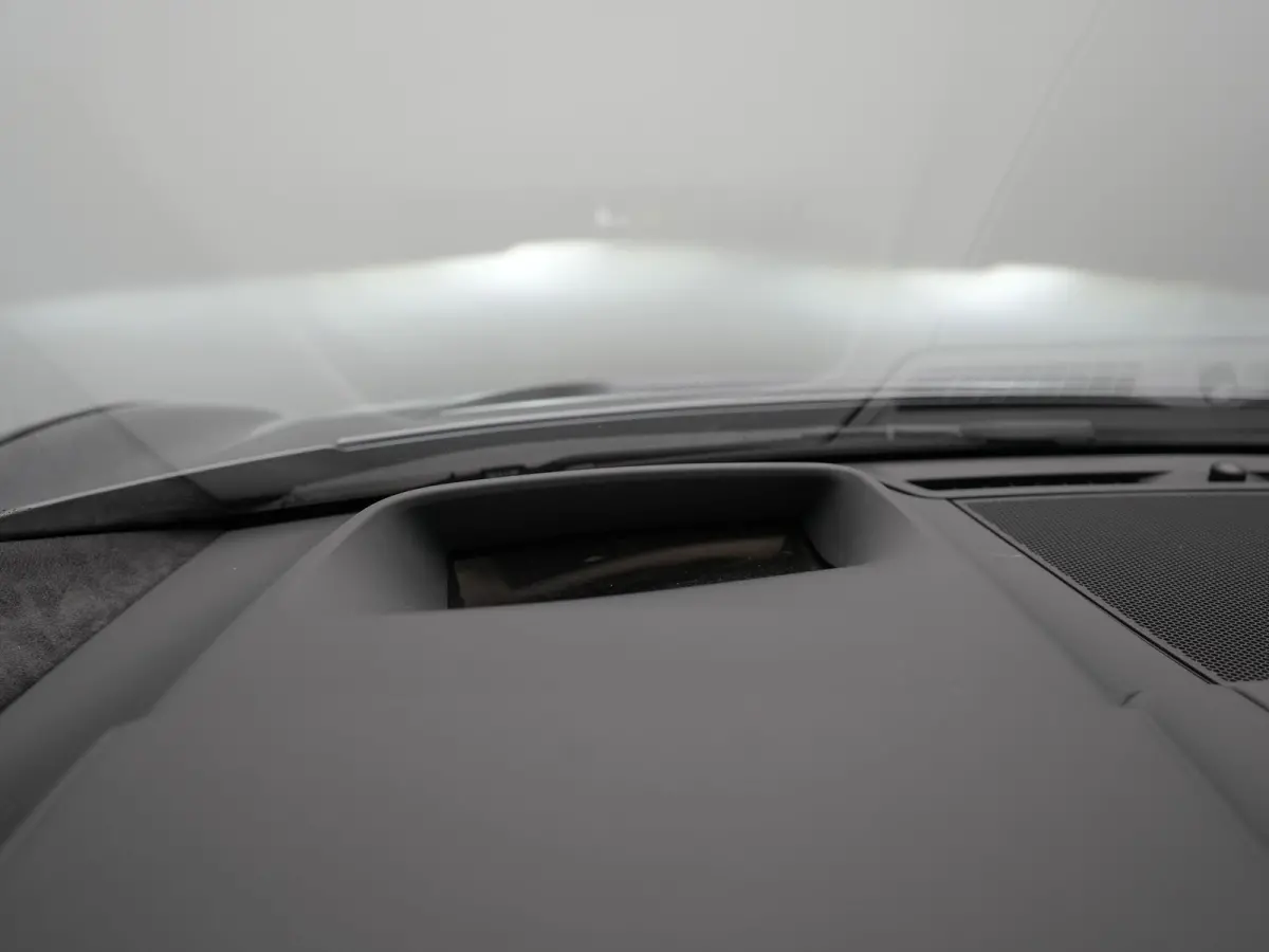 EV400 R-Dynamic 90kWh HSE FACELIFT MODEL INCL BTW | Luchtvering | Panodak | Adaptive Cruise | Lederen Schaalstoelen Memory & Ventilatie | Alcantara Hemel |  22"L.M | Head Up | Meridian Sound