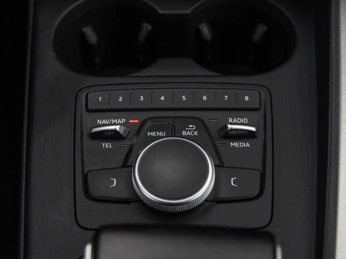 2.0 TDI 190 PK S-tronic Aut. Sport Pro Line Trekhaak Camera Xenon Navigatie 18"