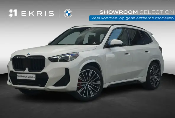 sDrive20i M Sport Pro / Trekhaak / Panoramadak / Keyless entry / Adaptieve LED koplampen / Stoel & Stuurwielverwarming