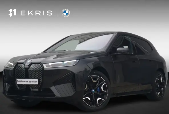 xDrive40 M Sport / Trekhaak / Panoramdak Sky Lounge /  Driving Assistant Professional / Parking Assistant Plus / Luchtvering / Soft-Close / Stoelventilatie / BMW Laserlicht / Harman Kardon /