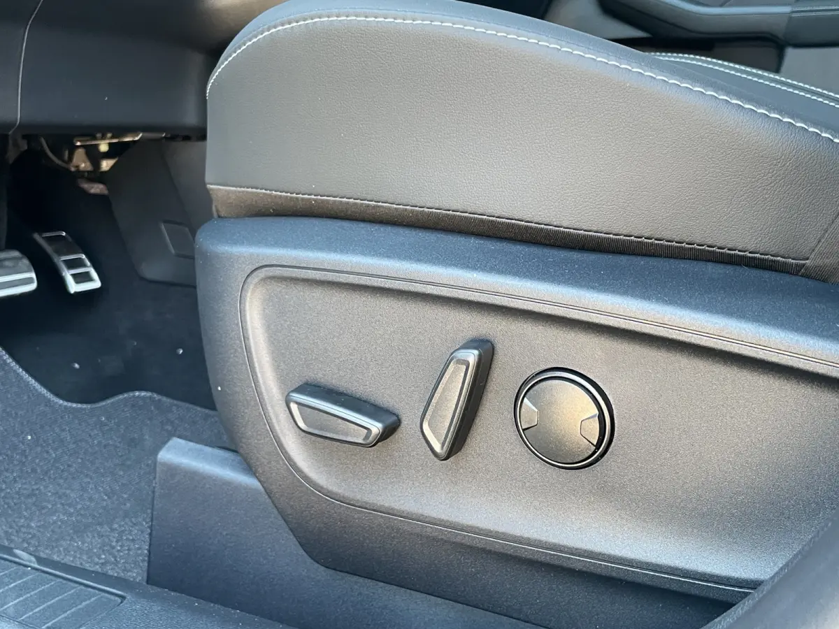 BlueCruise 2.5 Plug-in Hybride | Camera | Pano | CarPlay | Adap. Cruise Control |