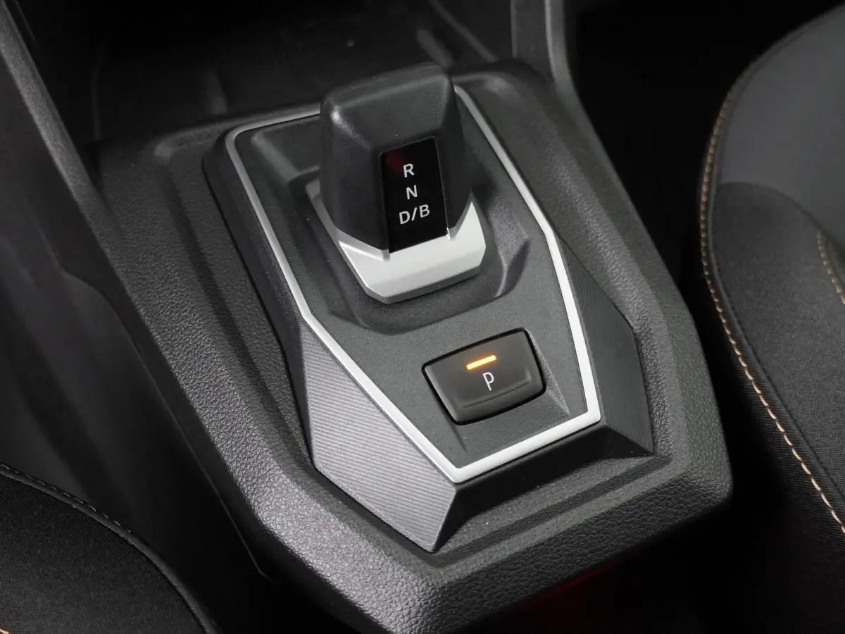 hybrid 155 limited edition 7-zits | 360 camera | Navigatie | Climate Control |