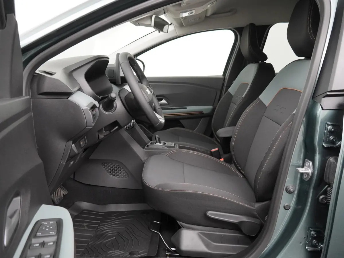 hybrid 155 limited edition 7-zits | 360 camera | Navigatie | Climate Control |