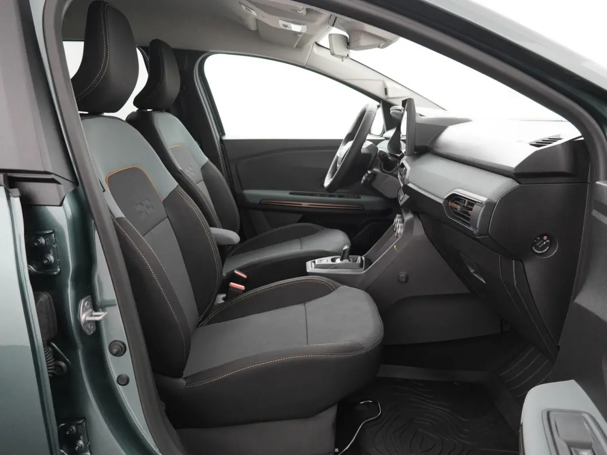 hybrid 155 limited edition 7-zits | 360 camera | Navigatie | Climate Control |