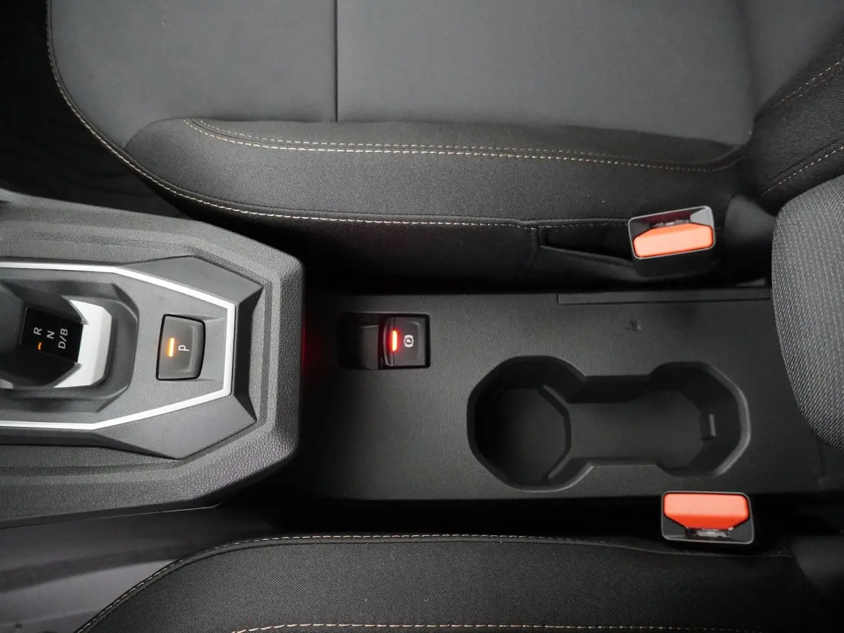 hybrid 155 limited edition 7-zits | 360 camera | Navigatie | Climate Control |