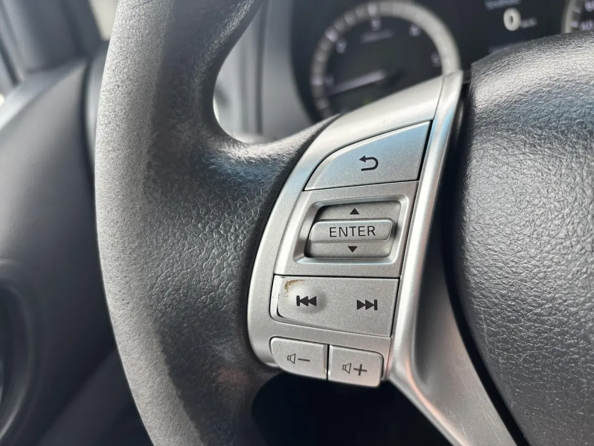 2.3 dCi Acenta DoubleCab Veth*5PERS*A/C*CRUISE*4WD