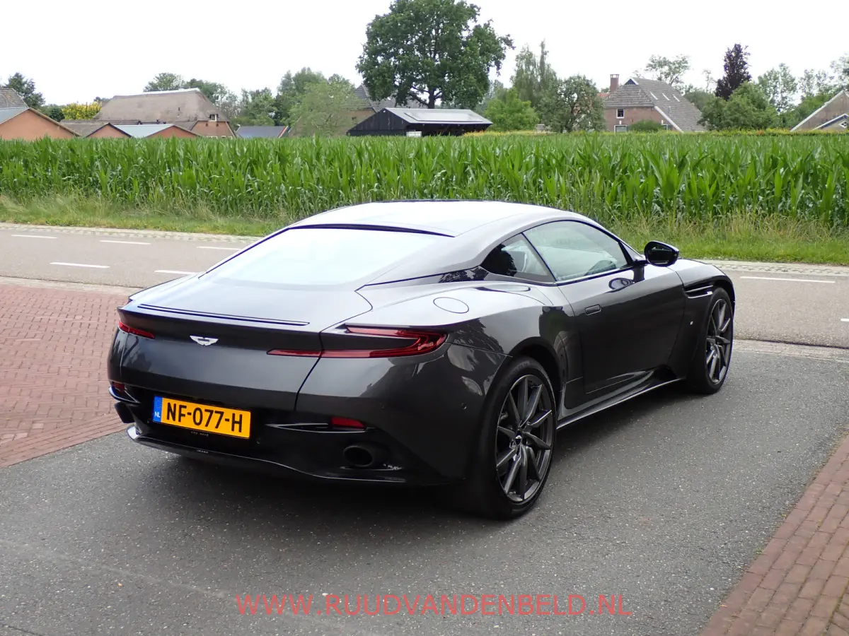 5.2 V12 LAUNCH EDITION / B&O / NL-AUTO + AM-DEALER-ONDERHOUDEN